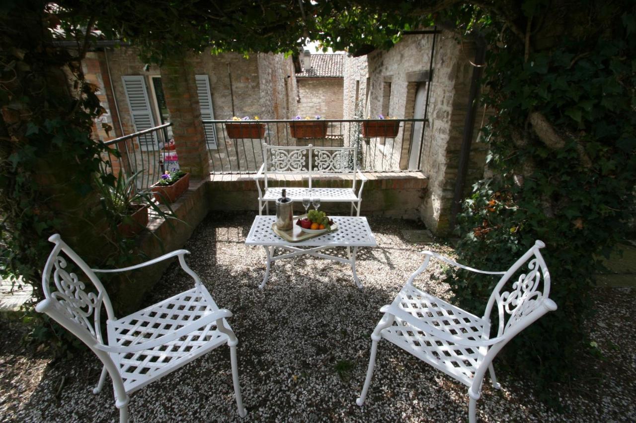 Vescovado 7 Apartamento Gubbio Exterior foto
