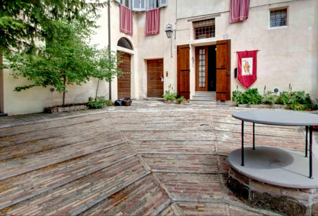Vescovado 7 Apartamento Gubbio Exterior foto